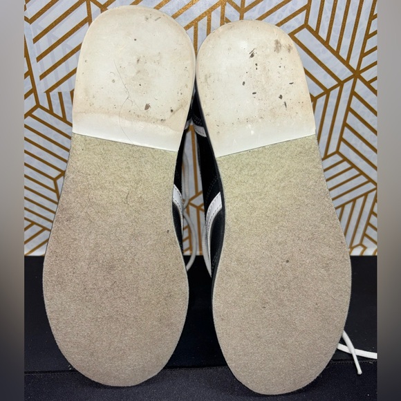 Elite Bowling Shoes Womens Size 8.5 Black White - Picture 12 of 12